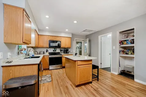 9131 E 256th Street Arcadia IN 46030