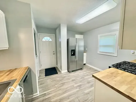 5219 N Sadlier Drive Indianapolis IN 46226