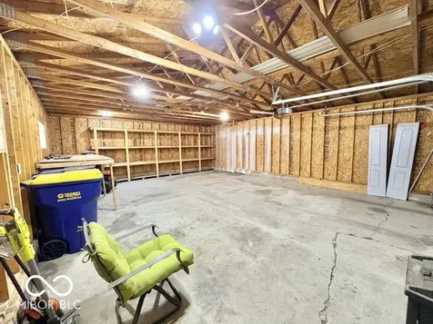 5219 N Sadlier Drive Indianapolis IN 46226