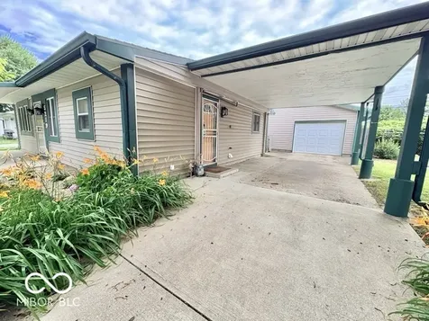 5219 N Sadlier Drive Indianapolis IN 46226