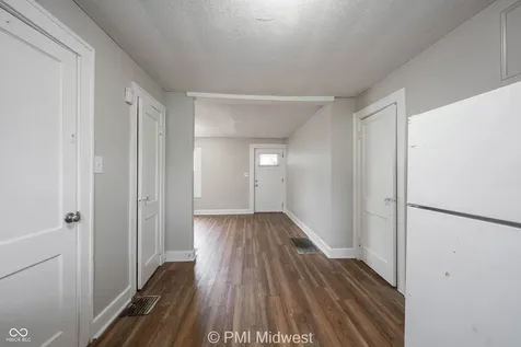 281 N Mount Street Indianapolis IN 46222