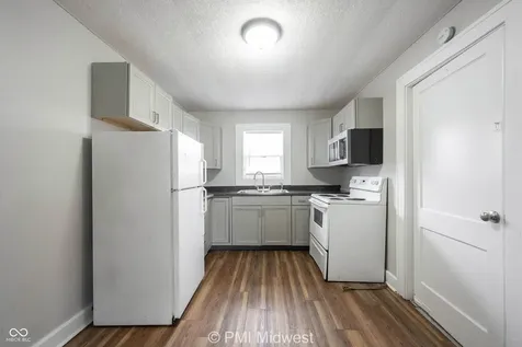 281 N Mount Street Indianapolis IN 46222