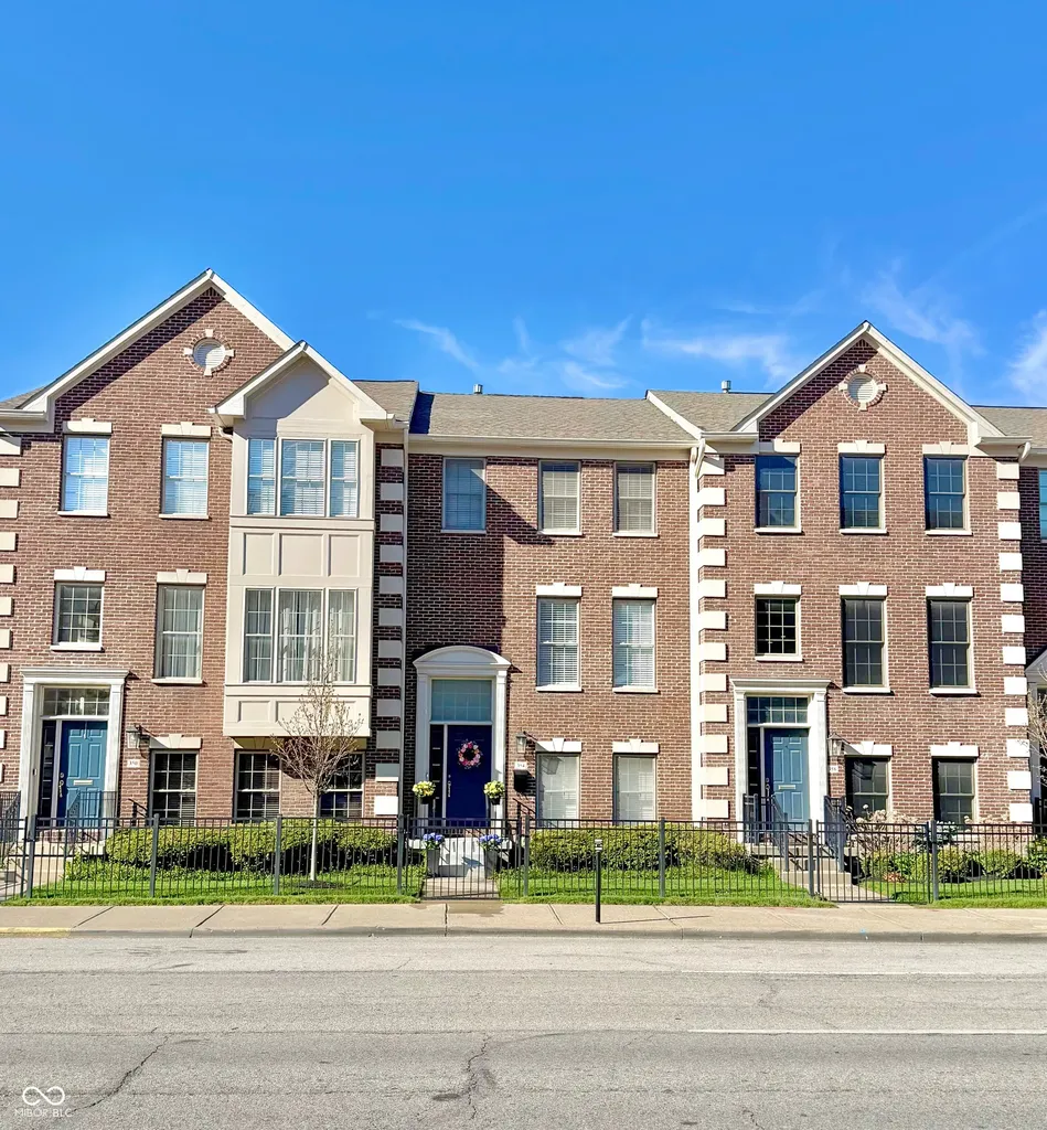 354 E Ohio Street Indianapolis IN 46204