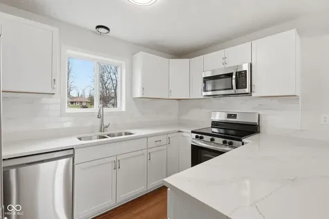 1429 Timber Trail Greenwood IN 46142