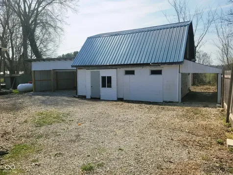 12546 S Hillview Drive Columbus IN 47201