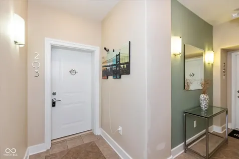 2105 N Meridian Street Indianapolis IN 46202