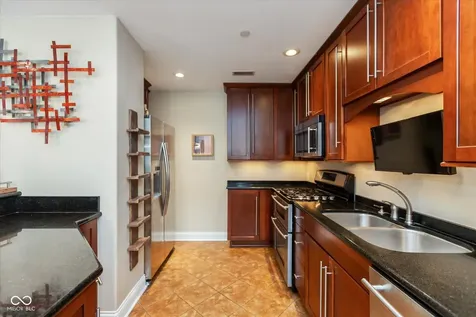 2105 N Meridian Street Indianapolis IN 46202