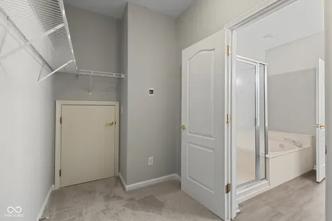 9731 Green Knoll Drive Noblesville IN 46060