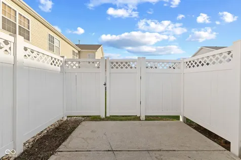 9731 Green Knoll Drive Noblesville IN 46060