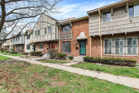 1935 Bridgton Court Indianapolis IN 46219