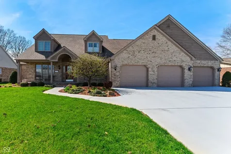 2534 Chestnut Street Columbus IN 47201
