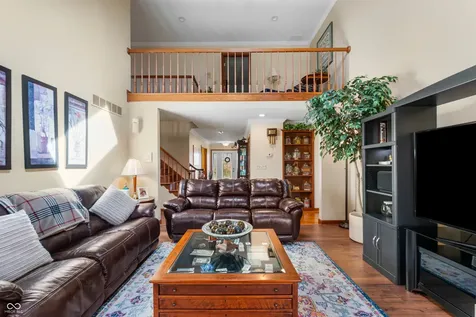 2534 Chestnut Street Columbus IN 47201