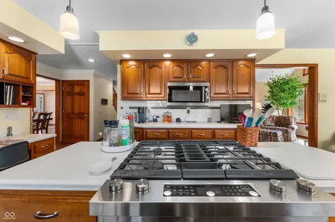 2534 Chestnut Street Columbus IN 47201