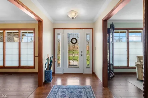 2534 Chestnut Street Columbus IN 47201