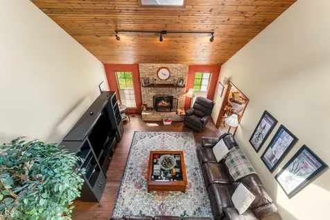 2534 Chestnut Street Columbus IN 47201
