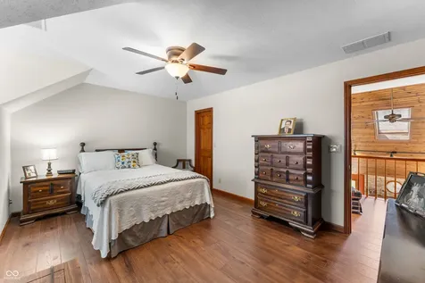2534 Chestnut Street Columbus IN 47201