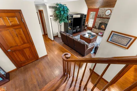 2534 Chestnut Street Columbus IN 47201
