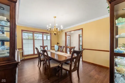 2534 Chestnut Street Columbus IN 47201