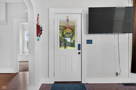 7120 N 250 E Columbus IN 47203