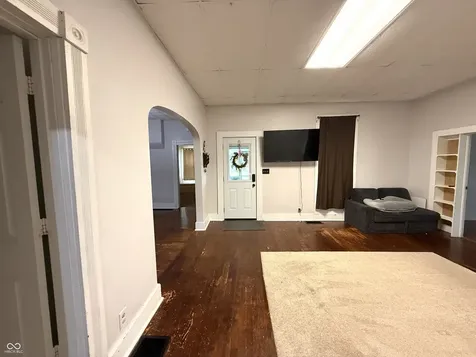 7120 N 250 E Columbus IN 47203