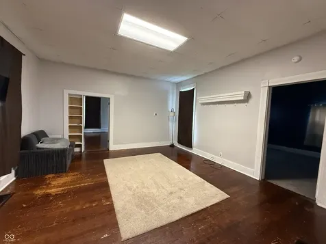7120 N 250 E Columbus IN 47203