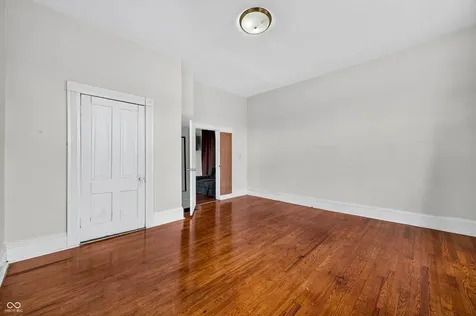7120 N 250 E Columbus IN 47203