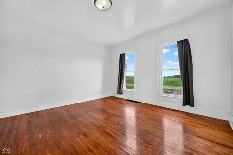 7120 N 250 E Columbus IN 47203