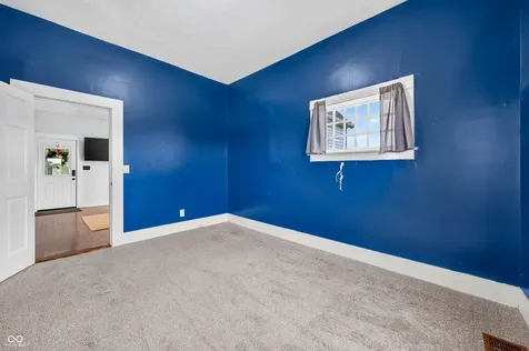 7120 N 250 E Columbus IN 47203