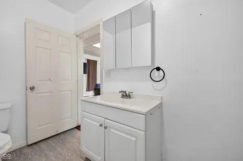 7120 N 250 E Columbus IN 47203