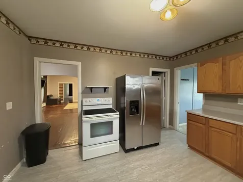 7120 N 250 E Columbus IN 47203