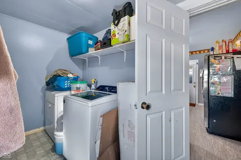 7120 N 250 E Columbus IN 47203