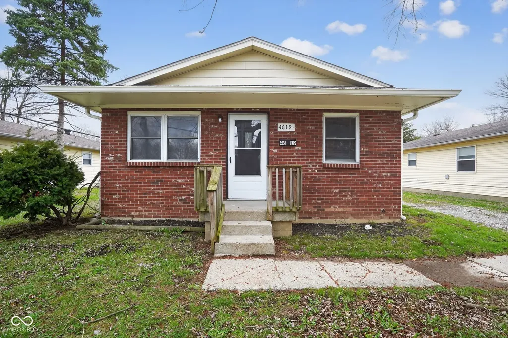 4619 N Richardt Avenue Indianapolis IN 46226