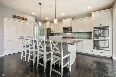 5771 Waterstone Way Whitestown IN 46075
