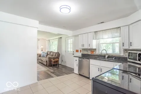4258 N South Drive Quincy IN 47456