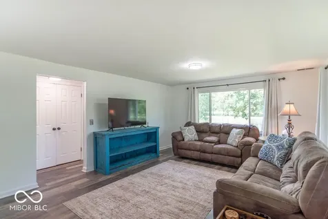 4258 N South Drive Quincy IN 47456