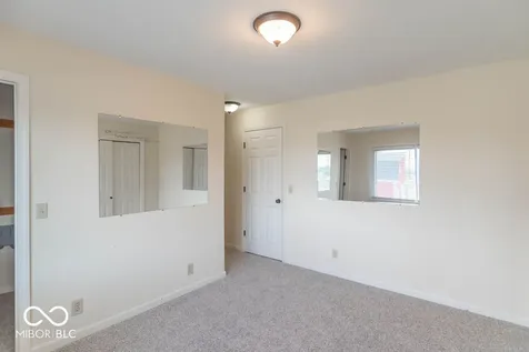 4258 N South Drive Quincy IN 47456