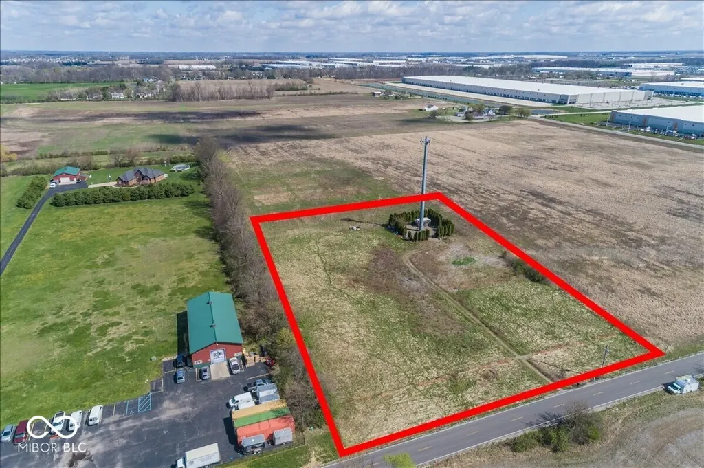 7716 W 200 N Greenfield IN 46140