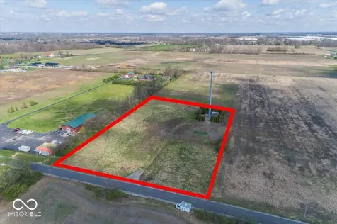 7716 W 200 N Greenfield IN 46140
