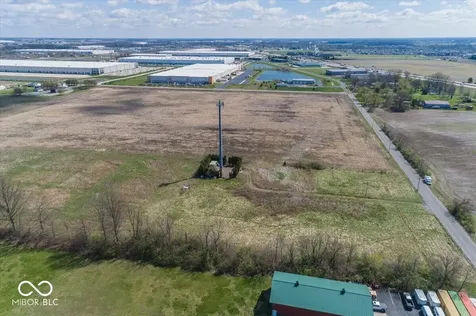 7716 W 200 N Greenfield IN 46140