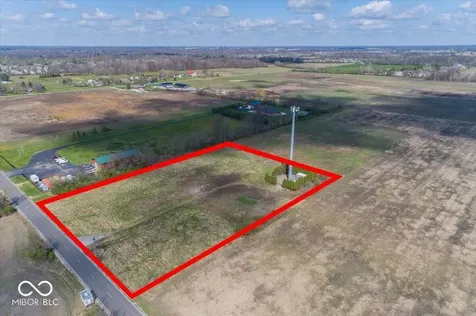 7716 W 200 N Greenfield IN 46140
