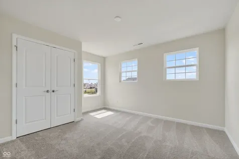 1305 Bugsy Place Avon IN 46123