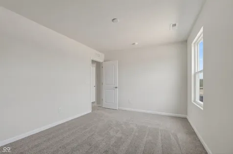 1305 Bugsy Place Avon IN 46123