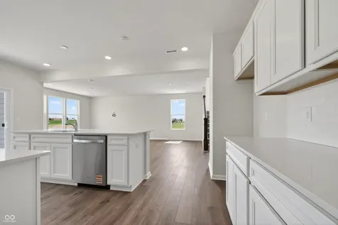 1305 Bugsy Place Avon IN 46123
