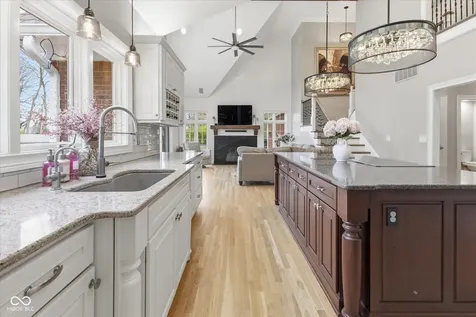 5041 Deer Ridge Court Carmel IN 46033