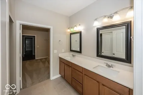 17363 Haxby Lane Westfield IN 46074