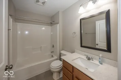 17363 Haxby Lane Westfield IN 46074