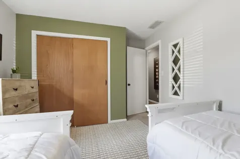 6880 W 100 N Greenfield IN 46140