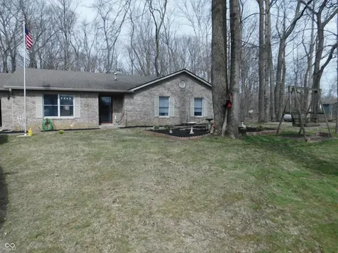131 Victory Hill Coatesville IN 46121