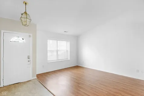 5234 Melbourne Road Indianapolis IN 46228