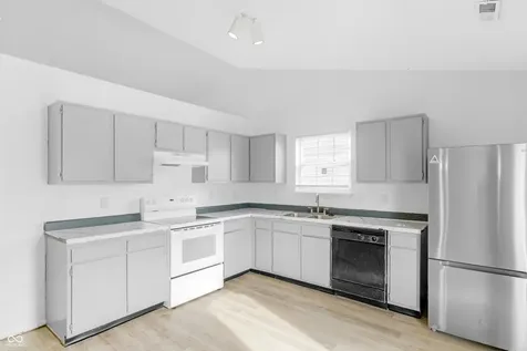 5234 Melbourne Road Indianapolis IN 46228